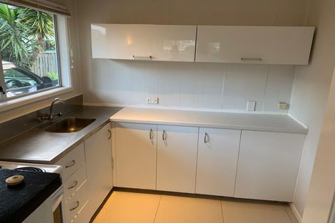 Photo of property in 2/8 Keeling Road, Henderson, Auckland, 0612