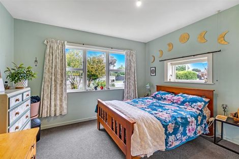 Photo of property in 33 Hoon Hay Road, Hoon Hay, Christchurch, 8025