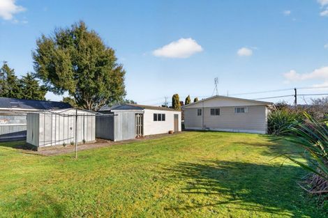 Photo of property in 1 Taverner Street, Carterton, 5713