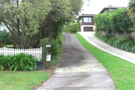 Photo of property in 1/12 Dallow Place, Henderson, Auckland, 0612