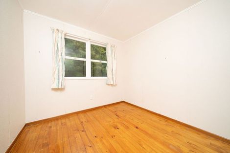 Photo of property in 87 Valley Road, Hikurangi, 0114