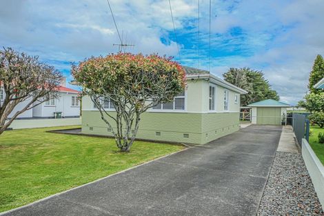 Photo of property in 30 Hadfield Crescent, College Estate, Whanganui, 4500