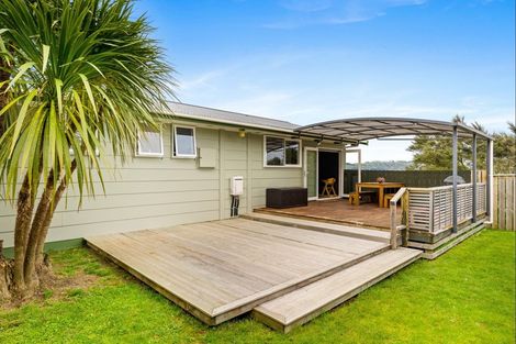 Photo of property in 6 Gaff Place, Whitby, Porirua, 5024
