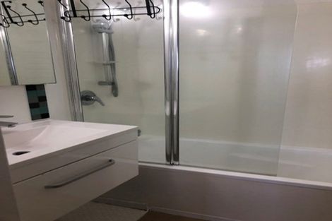 Photo of property in 66b Clovelly Road, Bucklands Beach, Auckland, 2012