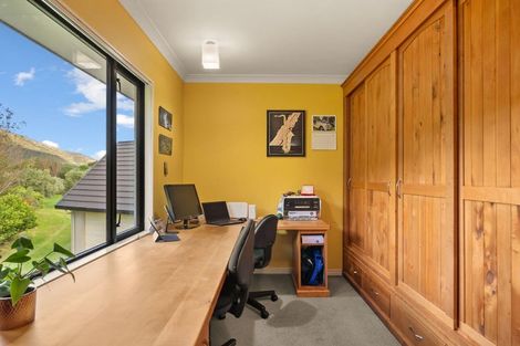Photo of property in 1276 Coast Road, Wainuiomata Coast, Lower Hutt, 5373