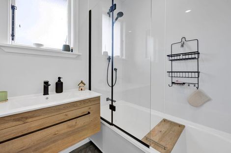 Photo of property in 5 Wills Road, Bell Block, New Plymouth, 4312