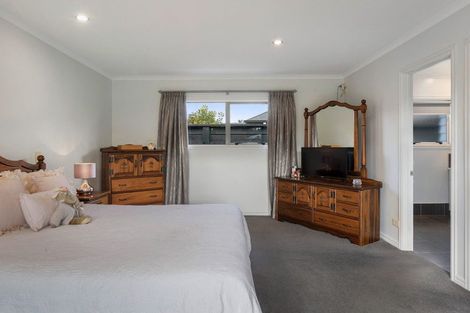 Photo of property in 8 Kasey Josh Place, Katikati, 3129