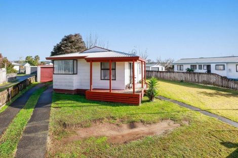 Photo of property in 44 Lloyd Drive, Nawton, Hamilton, 3200