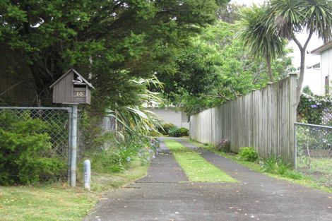 Photo of property in 10 Kea Place, Mangere Bridge, Auckland, 2022