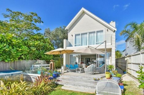 Photo of property in 7a Torkar Road, Clarks Beach, 2122
