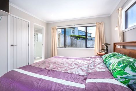 Photo of property in 25 Kaimai Place, Aotea, Porirua, 5024