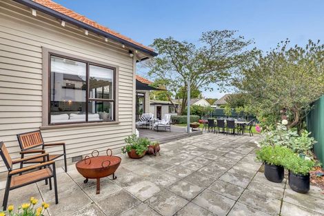 Photo of property in 14 Tui Street, Fendalton, Christchurch, 8041