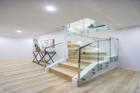 Photo of property in 3c Dawnhaven Drive, Te Atatu Peninsula, Auckland, 0610