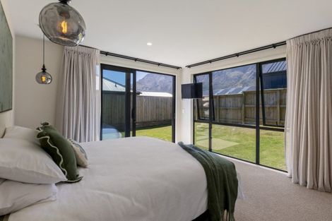 Photo of property in 79 Drysdale Road, Jacks Point, 9371