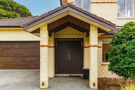 Photo of property in 26b Awhiorangi Promenade, Swanson, Auckland, 0816