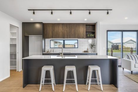 Photo of property in 54 Greig Crescent, Amberley, 7481