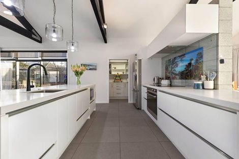 Photo of property in 58 Rodeo Drive, Kelvin Grove, Palmerston North, 4414