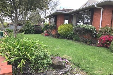 Photo of property in 19 Montclare Avenue, Ilam, Christchurch, 8041