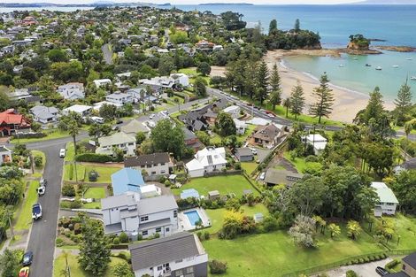 Photo of property in 1/99 Hebron Road, Waiake, Auckland, 0630