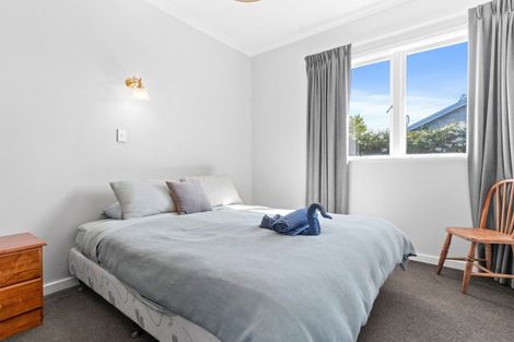 Photo of property in 64 Cologne Street, Martinborough, 5711