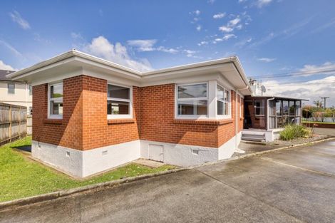 Photo of property in 19 Taupo Avenue, Mount Maunganui, 3116