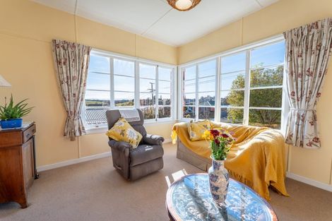Photo of property in 39 Saint George Street, Watlington, Timaru, 7910