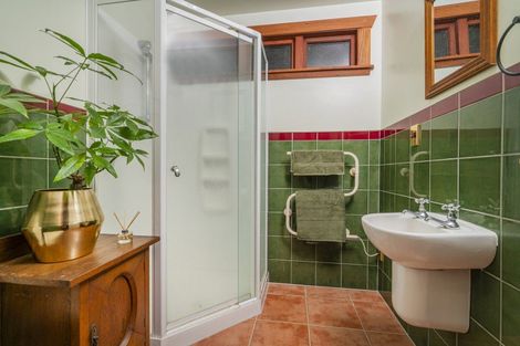 Photo of property in 19 Grange Road, Hahei, Whitianga, 3591