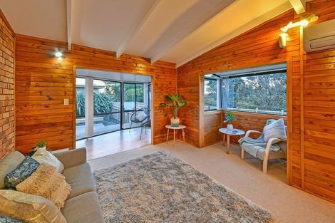 Photo of property in 23 Bluewater Place, Wattle Downs, Auckland, 2103