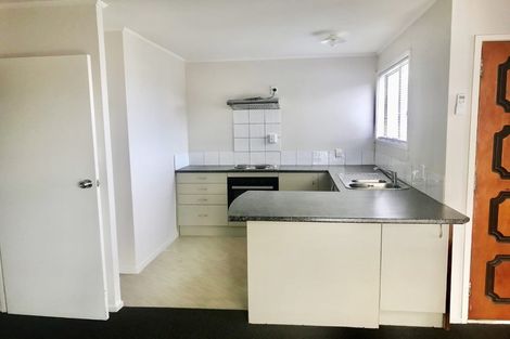 Photo of property in 6 Waterview Road, Favona, Auckland, 2024