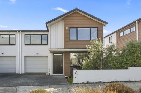 Photo of property in 10 Seafarer Crescent, Stanmore Bay, Whangaparaoa, 0932