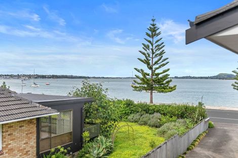 Photo of property in 3/31 The Parade, Bucklands Beach, Auckland, 2012