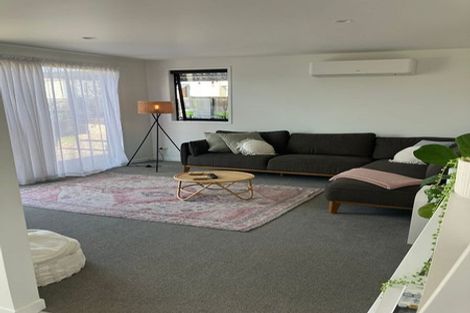 Photo of property in 1 Chrysler Street, Papamoa, 3118