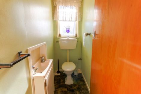 Photo of property in 19 Thynne Street, Foxton, 4814