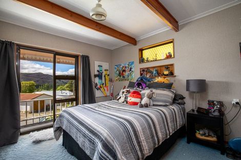 Photo of property in 45 Branxholm Street, Roxburgh, 9500