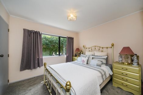 Photo of property in 10 Purdie Place, Milson, Palmerston North, 4414