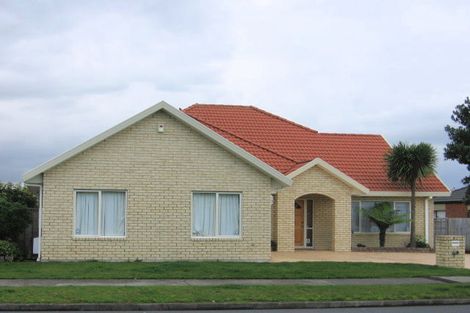 Photo of property in 209 Kilkenny Drive, East Tamaki Heights, Auckland, 2016