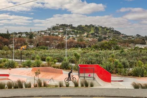 Photo of property in 4 Valonia Street, New Windsor, Auckland, 0600