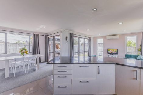 Photo of property in 11 Chatham Place, Rototuna North, Hamilton, 3210