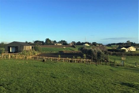 Photo of property in 369 Glenbrook Station Road, Glenbrook, Waiuku, 2681