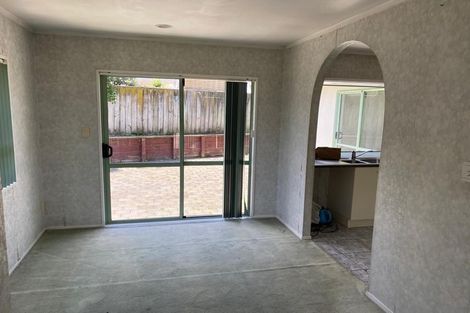 Photo of property in 14 Crail Court, Totara Heights, Auckland, 2105