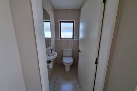 Photo of property in 27 Kaikoura Street, Maupuia, Wellington, 6022