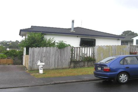 Photo of property in 14 Leiden Place, Totara Vale, Auckland, 0629