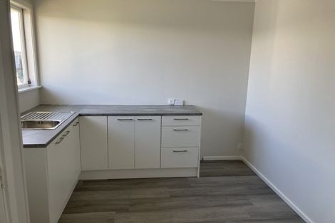 Photo of property in 30 Cargill Street, Papakura, 2110