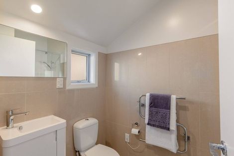 Photo of property in 384 Marine Parade, South New Brighton, Christchurch, 8062