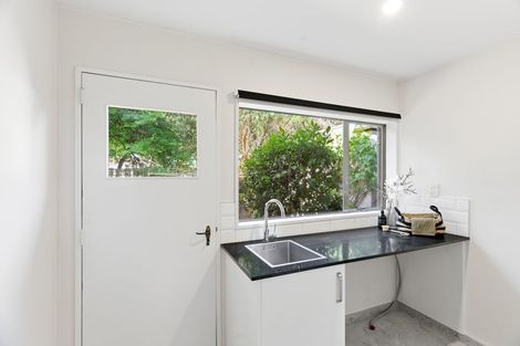 Photo of property in 27 Rubens Place, Burnside, Christchurch, 8053