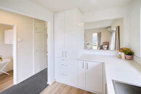 Photo of property in 107 Conway Street, Mayfair, Hastings, 4122