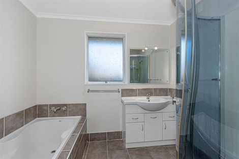 Photo of property in 16 Thompsons Road, Belfast, Christchurch, 8051