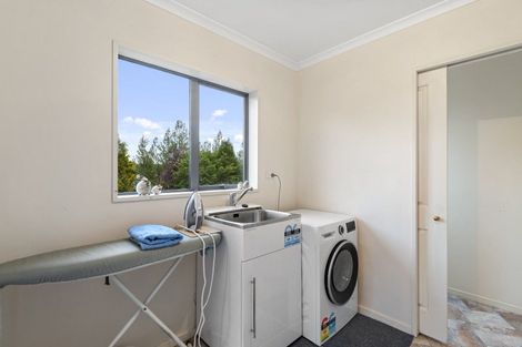 Photo of property in 77 Horndon Street, Darfield, 7571