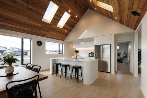 Photo of property in 18 Wakanini Place, Mapua, 7005