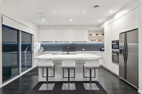 Photo of property in 75 Kittiwake Drive, Schnapper Rock, Auckland, 0632